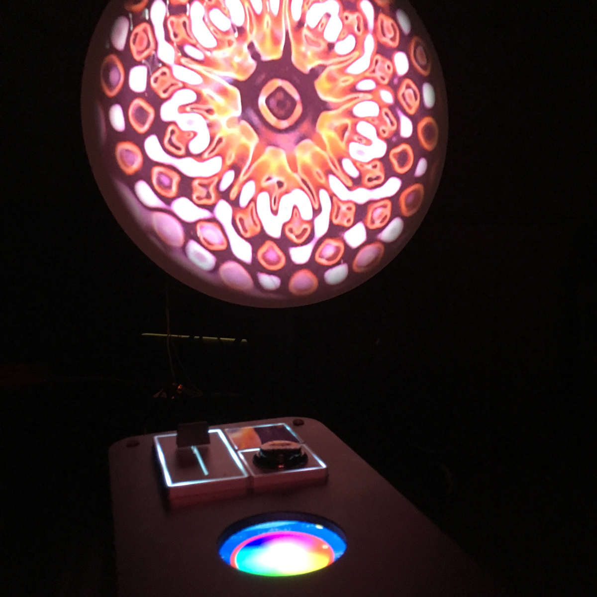 The hz frequency slider, additive frequency offset button and light color controls